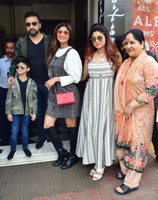 Actress Shilpa Shetty was spotted with hubby Raj Kundra, son Viaan, sister Shamita and mother Sunanda Shetty for a lunch outing at the popular restaurant in Bandra. The family was all smiles for the cameras post their family lunch there.