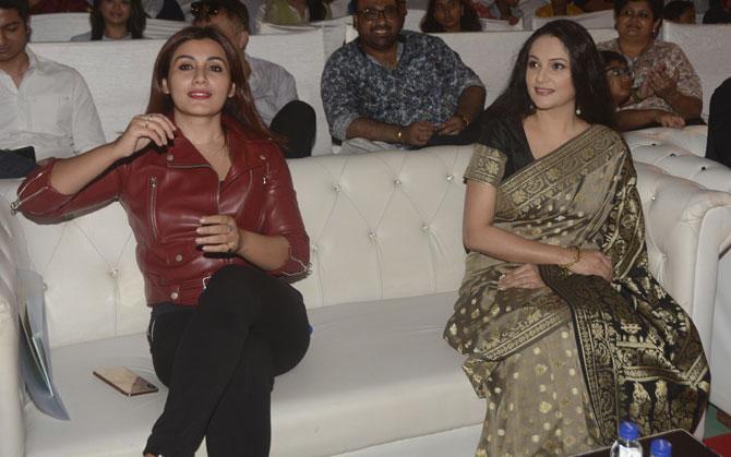 Many Bollywood celebrities attended the school event, one of them being the Lagaan actress, Gracy Singh. 