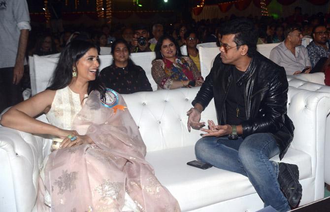 Sidharth Jadhav, who was last seen in Sara Ali Khan and Ranveer Singh-starrer Simmba, also attended the school event. 