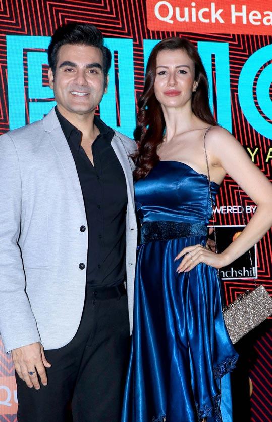 The couple looked at ease around each other as they posed for the paparazzi. Arbaaz Khan looked dapper in a black shirt and trousers, and a grey blazer. Giorgia was lovely in a deep blue satin one-shoulder dress.