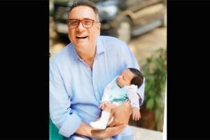 So cute! Boman Irani shares pictures of his granddaughter Sysha