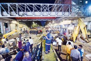 Azad Maidan cops desperately seeking Professor DD Desai