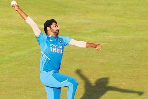 Deakin Varsity Study: Freaky Jasprit Bumrah may hurt lower back