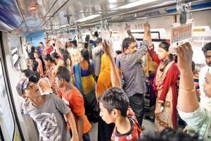 After sell-out Day 1 on Mumbai Monorail, numbers fall