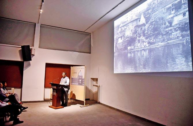Justice Gautam Patel, chief guest at the inauguration of the exhibition. Pic/Pradeep Dhivar