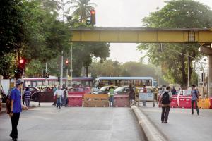 Mumbai: FOB razing causes 3-hour traffic jam in Girgaon