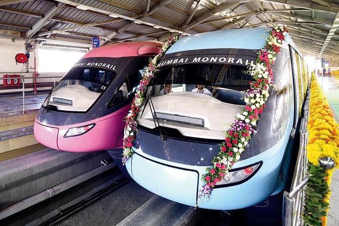 The monorail will operate every day from 6 am to 10 pm with a 22-minute gap between two trains. Pics/Sameer Markande