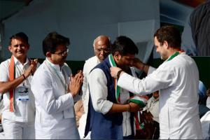 Hardik Patel joins Congress in Ahmedabad