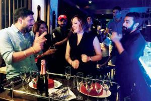 Hazel Keech feels loved by receiving Yuvraj Singh's birthday surprise
