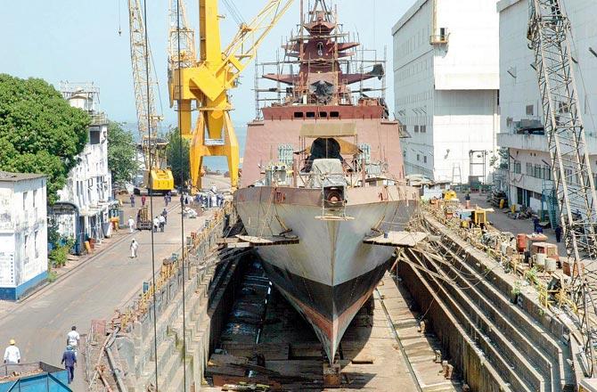INS Sahyadri at Mazagaon Dock Limited in 2008