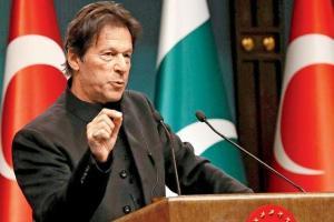 Imran Khan: Won't let armed groups function in Pakistan