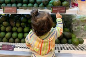 See pic: Inaaya loves avocados but checks its price first