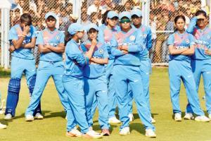 India fail to score three off last over, lose T20I series 0-3
