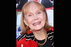 Katherine Helmond dead at 89