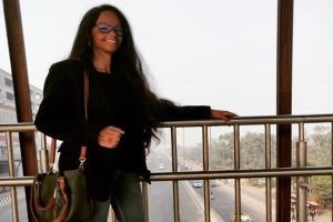 Laxmi Agarwal takes the internet by storm with her 'Cham Cham' moves