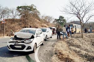 Two accidents cause chaos on Mumbai Pune Expressway