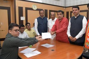 Nitin Gadkari claims Congress workers in Nagpur support him