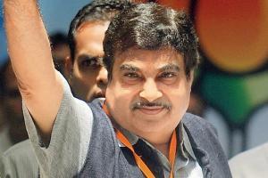 I am a pure RSS man, not in race for PM post, says Nitin Gadkari