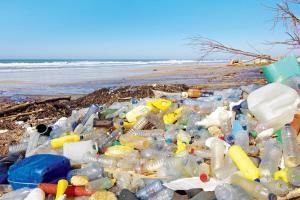 India bats for banning single-use plastic at UN
