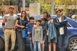Hrithik, Sussanne's Sunday brunch scenes with Sonali and Goldie Behl