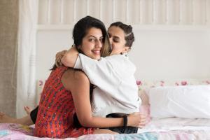Shagun Pannu spills some beans about elder sister Taapsee on chat show
