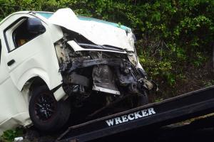8 dead, 30 injured after speeding bus rams into truck on Yamuna E-way
