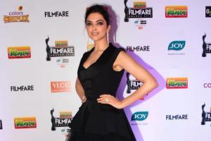 Did Deepika Padukone apologize to her fans for losing against Alia?