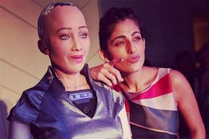 Kubbra Sait's interesting rendezvous with robot Sophia!