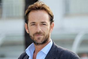 Riverdale actor Luke Perry passes away at 52, tributes pour in