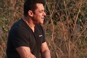 Notebook: Unravel the magic behind Main Taare sung by Salman Khan