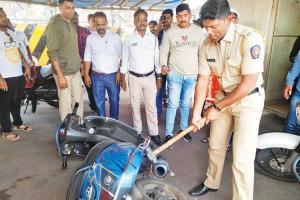 Cops silence noisy bikers in Thane