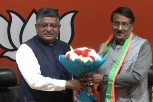 Hurt by Congress, its spokesperson Tom Vadakkan joins BJP