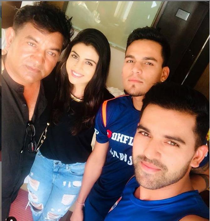 Rahul Chahar's elder brother Deepak Chahar plays for IPL team Chennai Super Kings. The family is always in a state of clash as both brothers play for rival teams in the IPL.
Rahul Chahar posted this picture and captioned it as, 