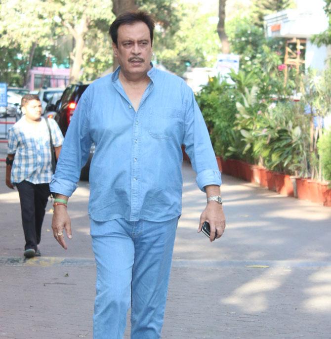 Bollywood celebrities such as Gufi Paintal, Raza Murad, Anil Kapoor, Ratna Pathak, Govinda, Anil George, Kanwaljit Singh and many more noted and eminent personalities attended the cremation of the 