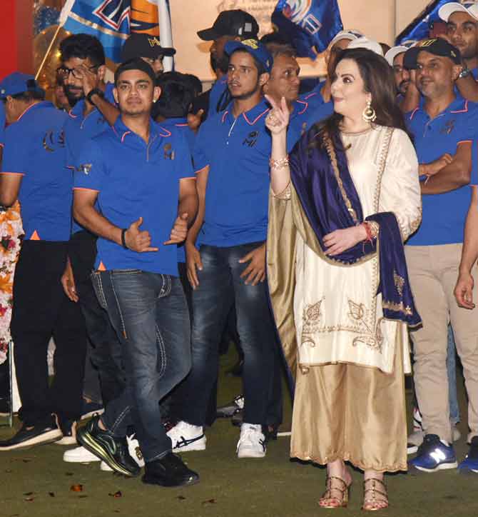 Nita Ambani caught in a candid moment at Antilia for the grand IPL party