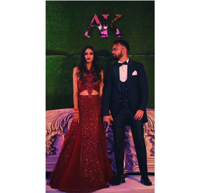 Anusha Bhatt's wedding reception background was similar to Deepika Padukone's wedding reception for Bollywood ]fraternity in Mumbai. The couple posed for their family and friends with some calling the groom as 'Baba', a nickname that is often used for Ranveer Singh. The couple had their Ranveer Singh-Deepika Padukone moment of fame