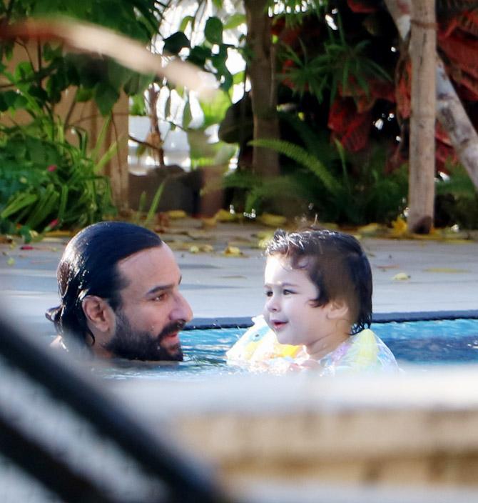 Sunday, indeed was a fun day for Saif Ali Khan and Taimur Ali Khan. We loved how both Saif and Kareena make sure to spend some stressfree time with their son Taimur Ali Khan, during his summer vacations.