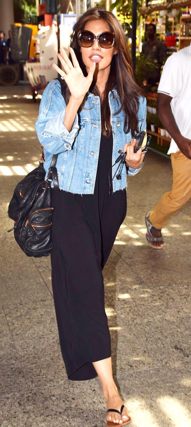 Chitrangda Singh was also snapped at the Mumbai airport. The actress was seen wearing a black maxi dress, paired with a denim jacket and slippers when clicked by the paparazzi.