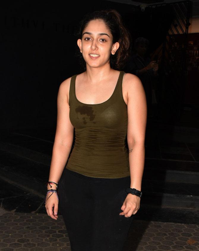 Aamir Khan has urged everyone to go and watch his son's play as he calls it 'a lovely play'. Just like any proud father, the fabulous actor seems happy that his son has shown his skills set in a similar field of work.
In picture: Aamir Khan's daughter Ira looked pretty in her tea-bag top and black yoga pants.