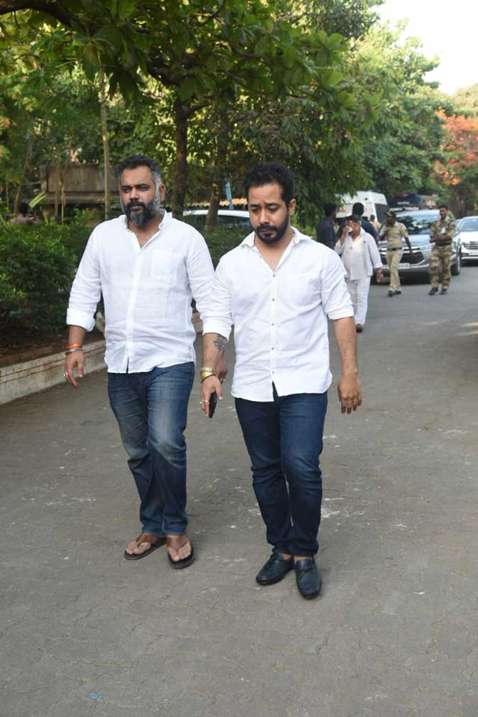 Luv Ranjan was also spotted at the funeral of Veeru Devgan at Vile Parle crematorium.