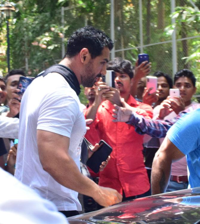 According to sources, Veeru Devgan was suffering from breathing problems after which he was immediately admitted to Surya Hospital, Santacruz. However, his condition got critical and resulted in cardiac arrest.