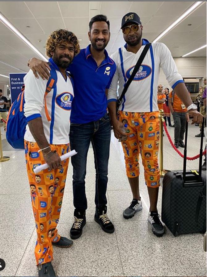 Krunal Pandya posted this picture with Kieron Pollard and Lasith Malinga wearing a funny costume. He wrote, 