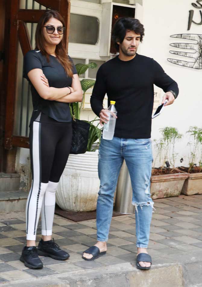 Anushka Ranjan and Aditya Seal were also snapped strolling the streets of Juhu. While Anushka looked adorable in her all-black outfit, Aditya who will be next seen onscreen in Student of The Year 2 wore a casual black tee and ripped jeans. Student of The Year 2 which also stars Tara Sutaria, Tiger Shroff and Ananya Panday is set to release on May 10, 2019.