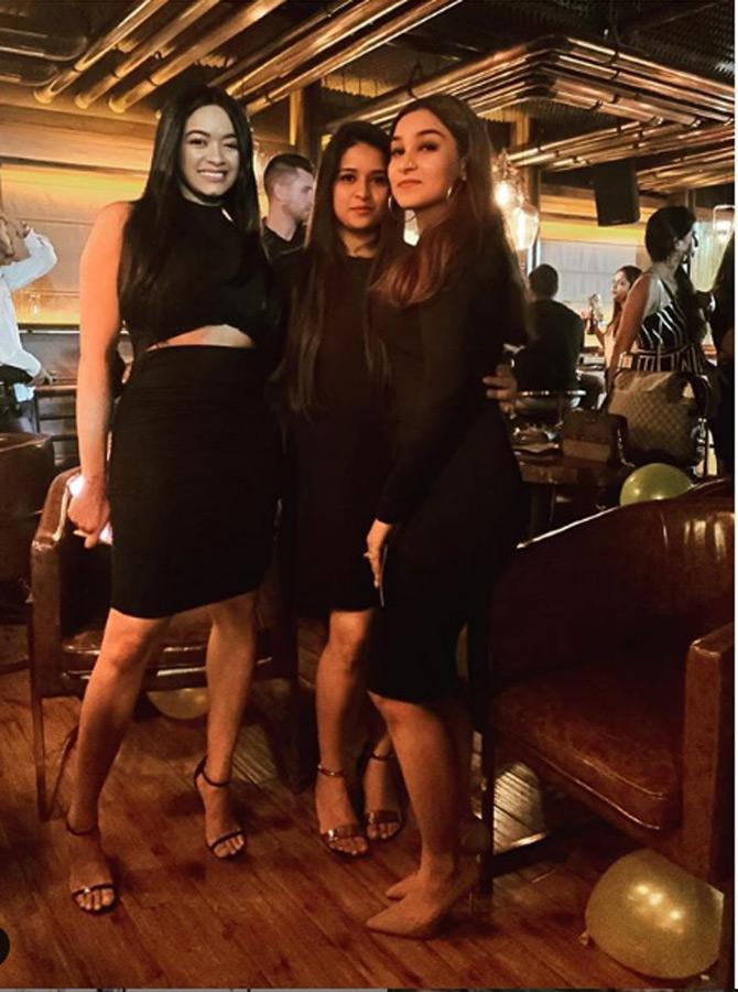 Nitish Rana's wife Saachi Marwah posted this picture with Andre Rusell's wife Jassym Lora and captioned it as, 