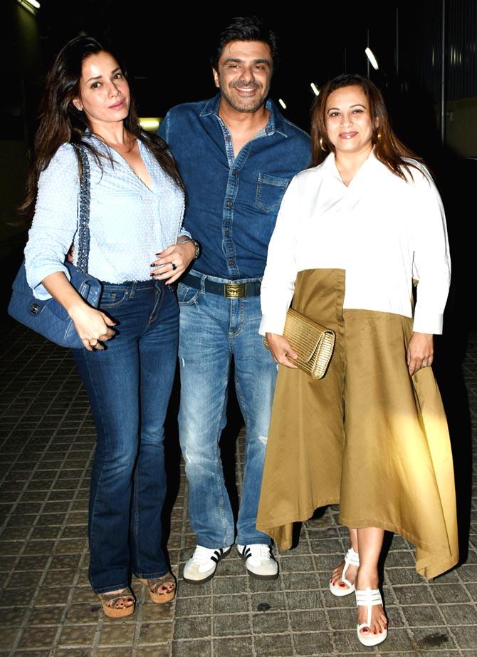 Samir Soni along with wife Neelam and Manasi Joshi Roy also attended the special screening of Student Of Year 2.