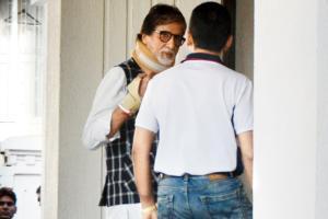 Brace doesn't slow Amitabh Bachchan's pace!