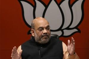 It's a fight between 3Gs of Congress and BJP, says Amit Shah