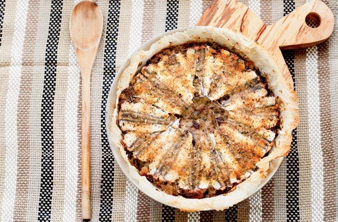 Anchovy pie