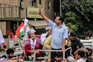 Shiv Sena condemns attack on Arvind Kejriwal