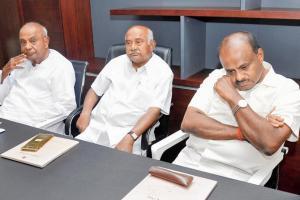 Karnataka govt will collapse after June 10: Congress leader